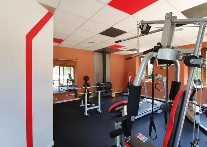 Дом отдыха Maison De Charme A Avec Piscine Partagee