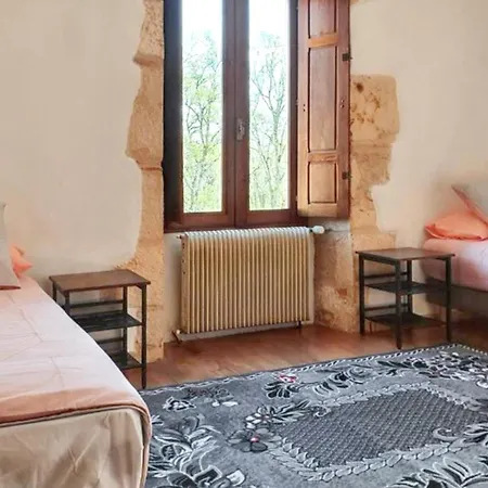 Maison De Charme A Avec Piscine Partagee *