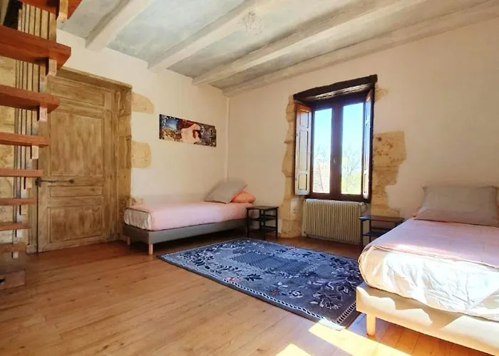 Maison De Charme A Avec Piscine Partagee 度假居